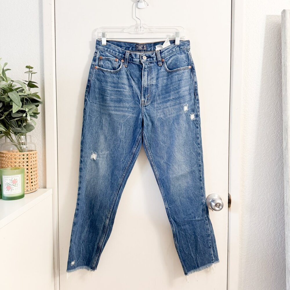 ABERCROMBIE & FITCH A&F Mom Jeans Distressed Dark Blue Wash Size 28 Regular